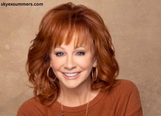 How Tall is Reba McEntire