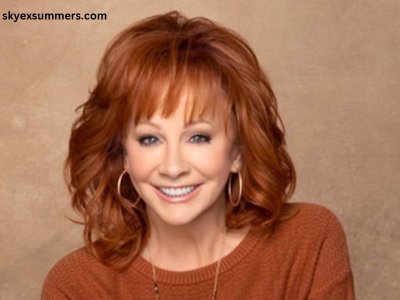 How Tall is Reba McEntire