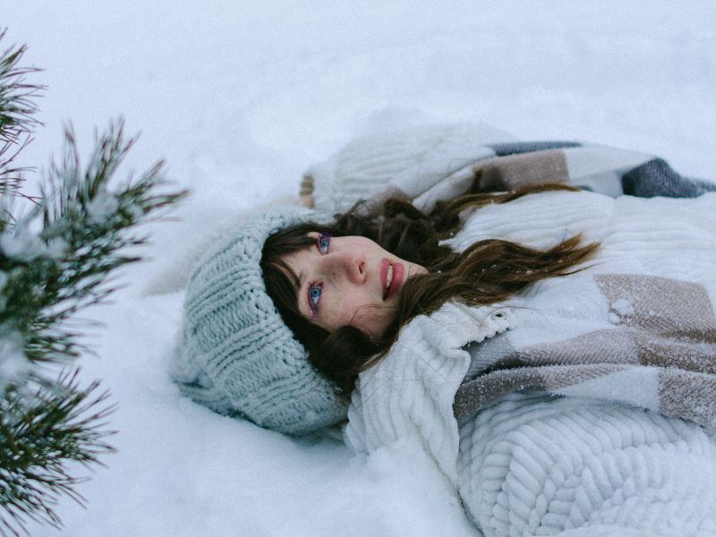 Stay Warm and Cozy This Winter with Our Essential Checklist