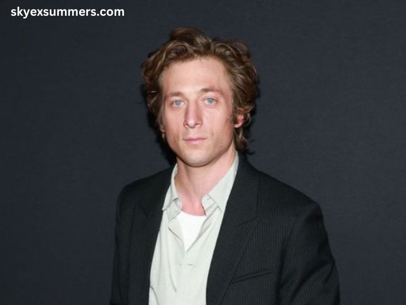 Jeremy Allen White Net Worth